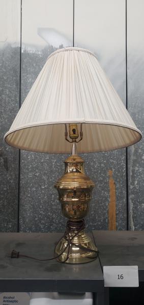 Used Lamp. - Image 1
