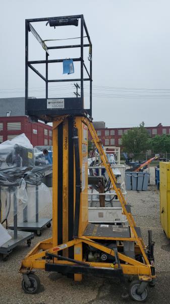 Workforce Personnel Lift XLT2400- (151622) 