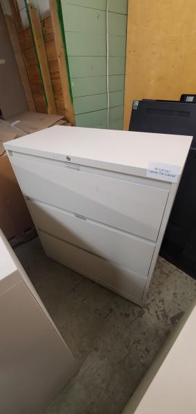 3 Drawer Steelcase Lateral File Cabinet. 36x18x42 .NO KEY