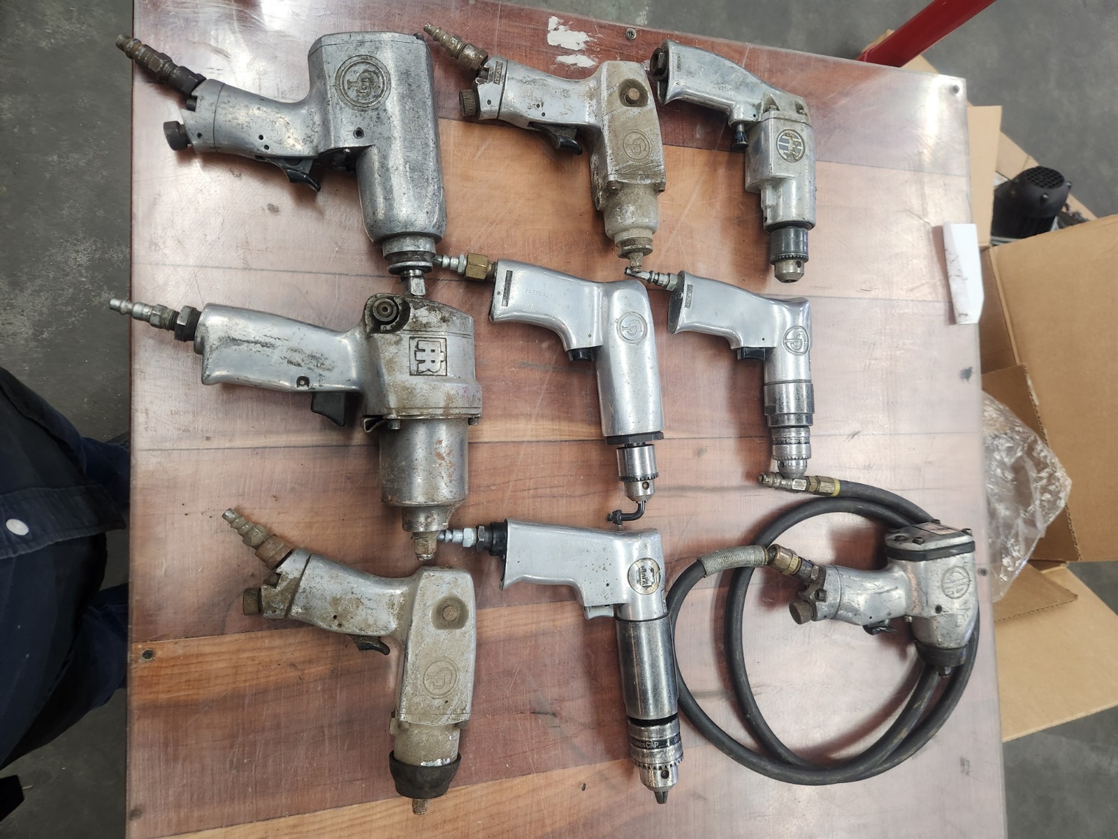 1 Lot of 9 Used Air Tools